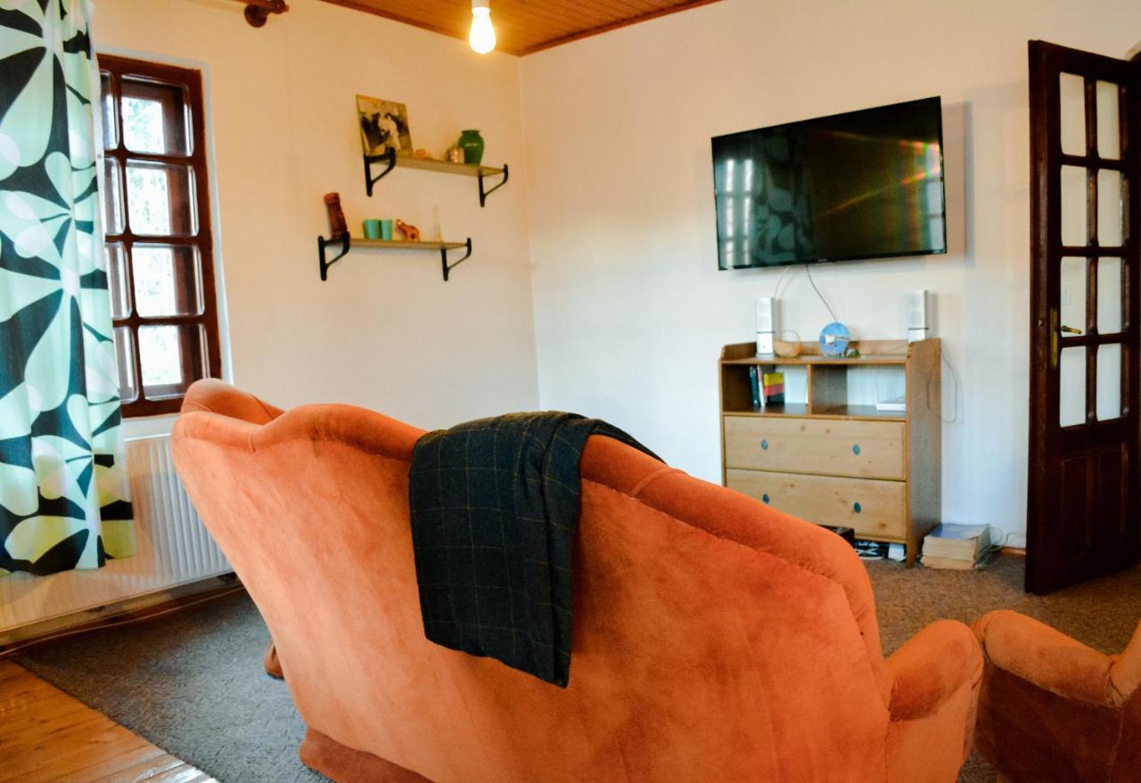 Grandpa'S Hidden Crib, 6 Bedroom, Pet Friendly Sinaia Eksteriør bilde